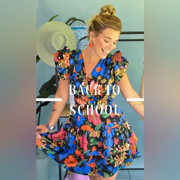 Entro small Floral printed Puff/ruffled Sleeve tiered skirt V- neck mini Dress - Picture 2 of 5